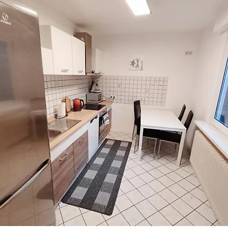 Apartment Staynest Zentral Fuer 4 Kueche Terasse